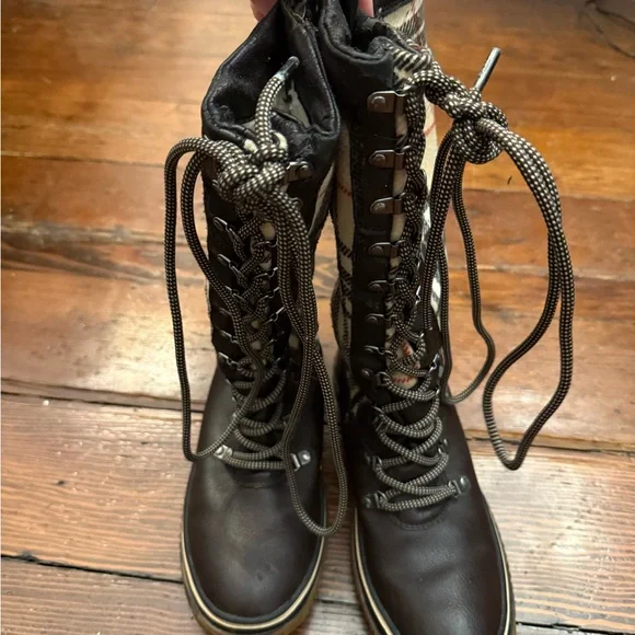 Pajar Snow Boots - Picture 5 of 5